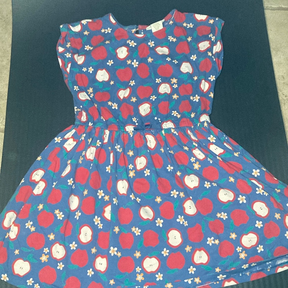 Girls apple dress